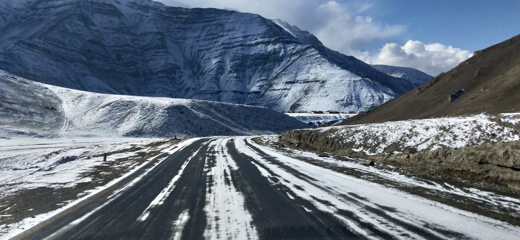 Snow clad roads of Ladakh